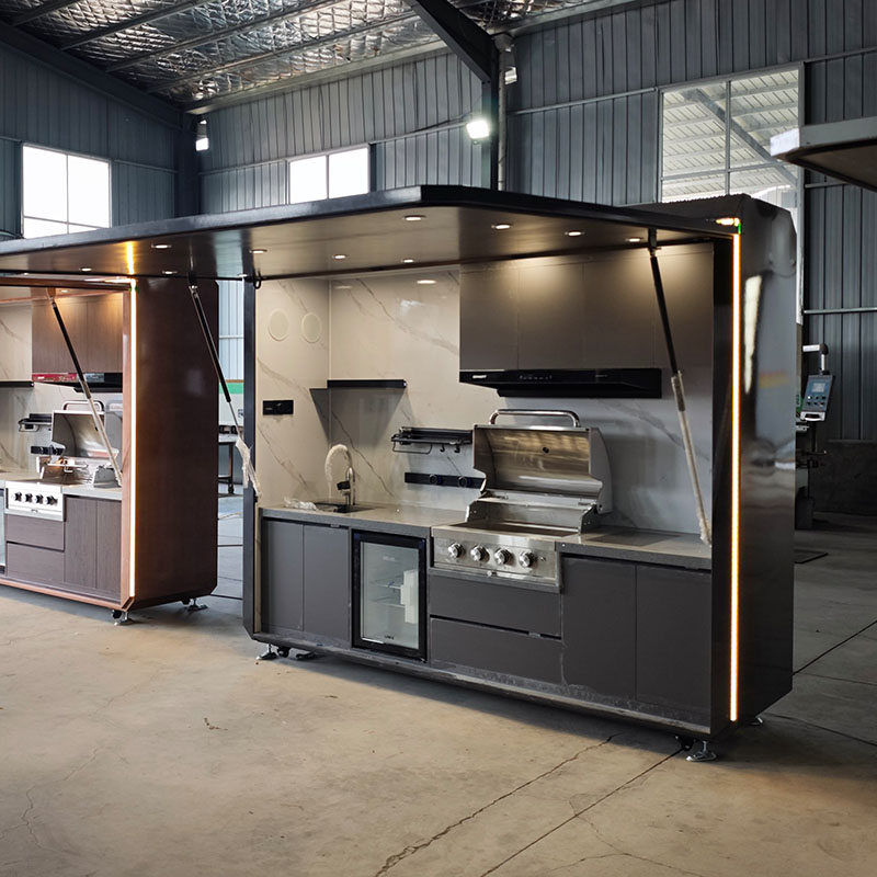 Cucina da Esterno di Grado Com - Commercial Kitchen Grill recensione e prezzo